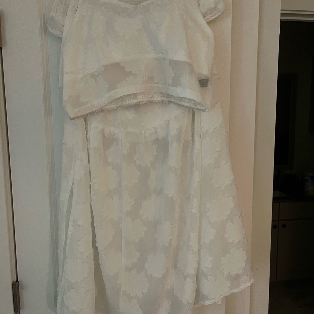 SHEIN 2 pc  White Floral A-Line Skirt & halter top
